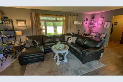 350 Thurman Street, Wells, MN 56097 - Photo 13