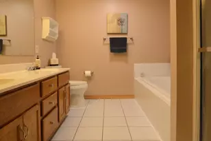 7285 Brittany Ln, Inver Grove Heights, MN 55076 - Photo 11