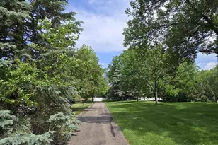 7285 Brittany Ln, Inver Grove Heights, MN 55076 - Photo 17
