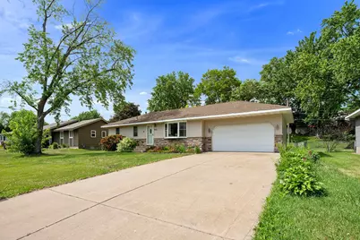 625 119th Avenue NE, Blaine, MN 55434 - Photo 3
