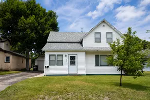 535 1st Ave N, Perham, MN 56573 - Photo 3