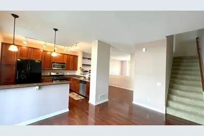 8136 Main Street N, Maple Grove, MN 55369 - Photo 5