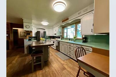930 Woodland Circle, Long Prairie, MN 56347 - Photo 5