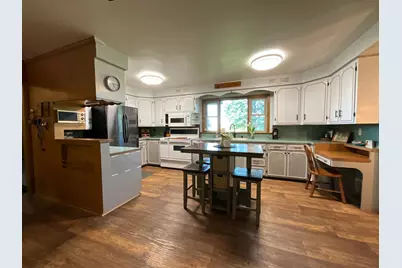 930 Woodland Circle, Long Prairie, MN 56347 - Photo 7