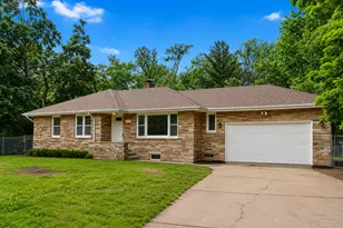 1985 Prosperity Rd, Maplewood, MN 55109 - Photo 1