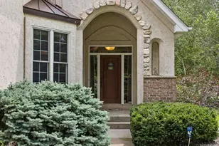 18464 Farmstead Cir, Eden Prairie, MN 55347 - Photo 3