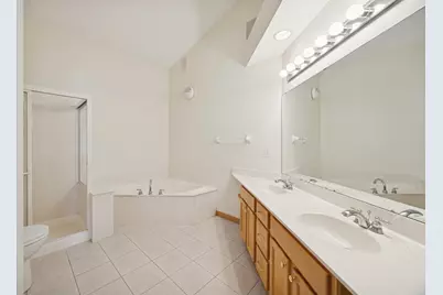 519 Holly Lane N, Oakdale, MN 55128 - Photo 19