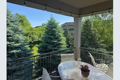 10788 Lyndale Bluffs Trail, Bloomington, MN 55420 - Photo 5