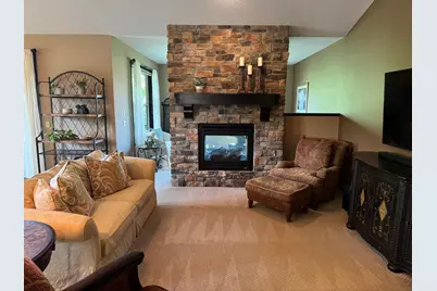 10788 Lyndale Bluffs Trail, Bloomington, MN 55420 - Photo 7