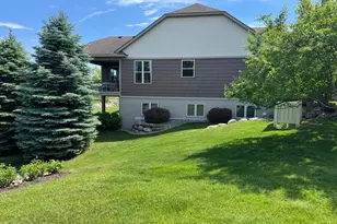 10788 Lyndale Bluffs Trail, Bloomington, MN 55420 - Photo 25