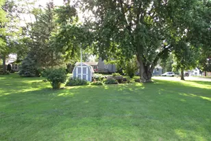 200 Kenzie St, Sherburn, MN 56171 - Photo 29