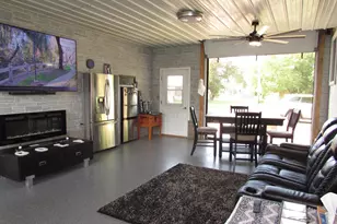 200 Kenzie St, Sherburn, MN 56171 - Photo 5
