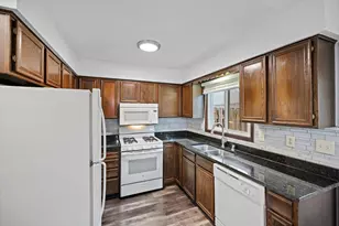 3656 Brookdale Dr N, Brooklyn Park, MN 55443 - Photo 7