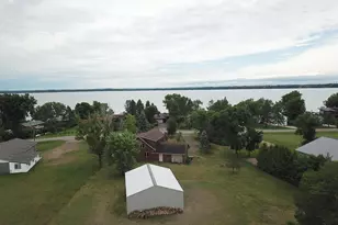 708 N Shore Dr, Battle Lake, MN 56515 - Photo 47