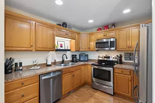 38272 Explorer Cir, North Branch, MN 55056 - Photo 3