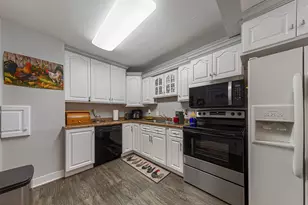 910 8th Ave SW, Austin, MN 55912 - Photo 9