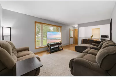 915 River Avenue S, Sauk Rapids, MN 56379 - Photo 3