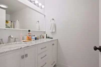 219 2nd Street NE, Minneapolis, MN 55413 - Photo 9