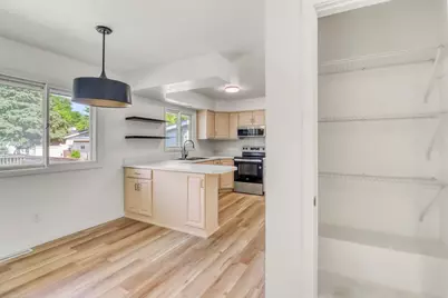 2313 9th Street S, Fargo,  58103 - Photo 7