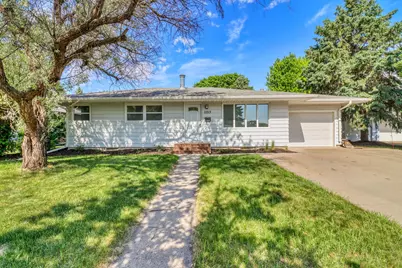 2313 9th Street S, Fargo,  58103 - Photo 1