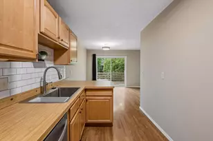 9651 Ensign Cir, Bloomington, MN 55438 - Photo 25