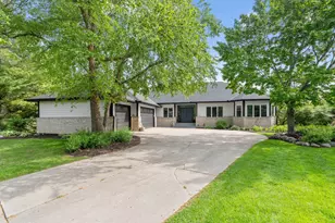 2065 Woodstone Ct, Victoria, MN 55386 - Photo 3