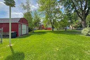 419 Webster St, Fairmont, MN 56031 - Photo 49