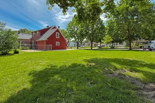 419 Webster St, Fairmont, MN 56031 - Photo 39