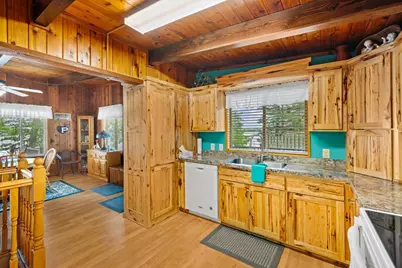 10421 Park Circle, Pine City, MN 55063 - Photo 11
