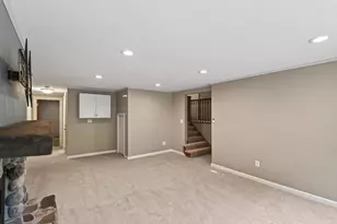 1504 Crystal Lake Rd E, Burnsville, MN 55306 - Photo 23