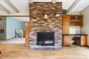 1504 Crystal Lake Rd E, Burnsville, MN 55306 - Photo 15