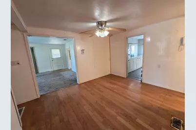 213 Fremont Street E, Spring Valley, MN 55975 - Photo 5