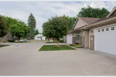 1307 2nd Street S #B, Moorhead, MN 56560 - Photo 5