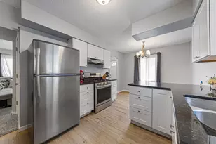 819 Morgan Ave N, Minneapolis, MN 55411 - Photo 15