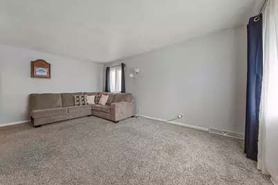 819 Morgan Avenue N, Minneapolis, MN 55411 - Photo 9