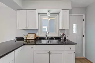 819 Morgan Ave N, Minneapolis, MN 55411 - Photo 19