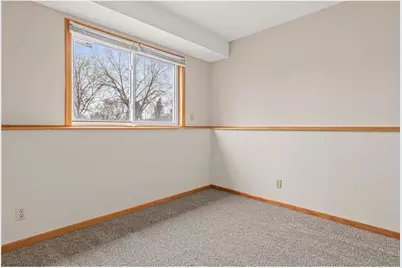 8001 Jeffery Avenue S, Cottage Grove, MN 55016 - Photo 17