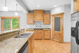 433 Majestic Ct, Shoreview, MN 55126 - Photo 23