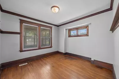 631 Western Avenue N, Saint Paul, MN 55103 - Photo 9