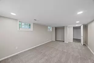 631 Western Ave N, Saint Paul, MN 55103 - Photo 37