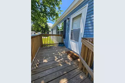 517 Begonia Lane, Altoona, WI 54720 - Photo 5