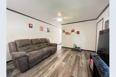 517 Begonia Lane, Altoona, WI 54720 - Photo 5