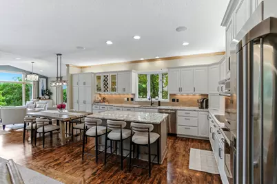 9353 Shetland Road, Eden Prairie, MN 55347 - Photo 3