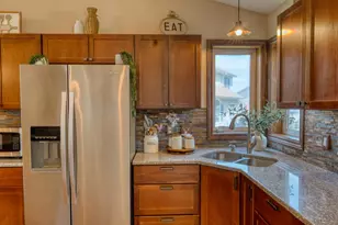 3803 Globe Flower Cir N, Brooklyn Park, MN 55443 - Photo 7