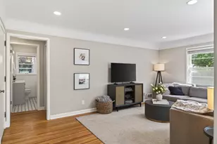5933 York Ave S, Edina, MN 55410 - Photo 3