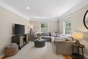 5933 York Ave S, Edina, MN 55410 - Photo 5