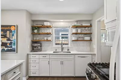 5933 York Avenue S, Edina, MN 55410 - Photo 9