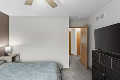 15516 Float Lane #137, Apple Valley, MN 55124 - Photo 17