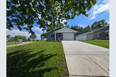 528 E St Charles Avenue, Fergus Falls, MN 56537 - Photo 1