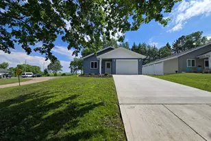 528 E St Charles Ave, Fergus Falls, MN 56537 - Photo 1
